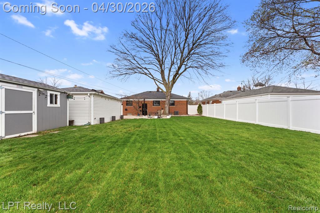 8439 Louise Avenue, Allen Park, MI 48101 — Photo 22