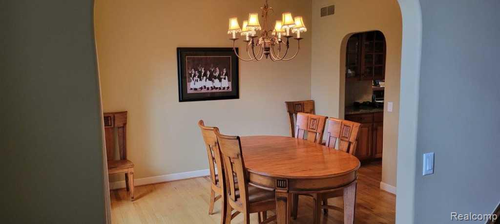 768 Shrewsbury Drive, Clarkston, MI 48348 — Photo 12