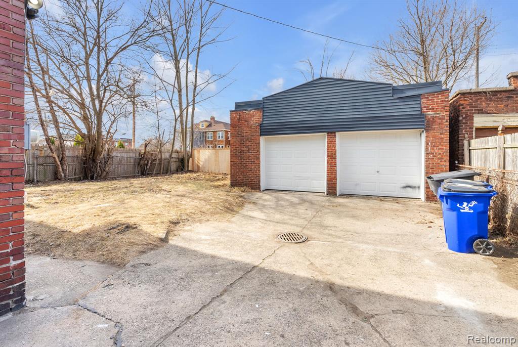 951 E Grand Boulevard, Detroit, MI 48207 — Photo 4