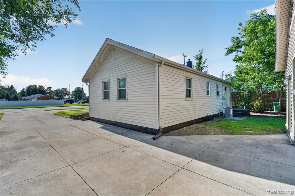 2061 Inkster Road, Garden City, MI — Photo 20