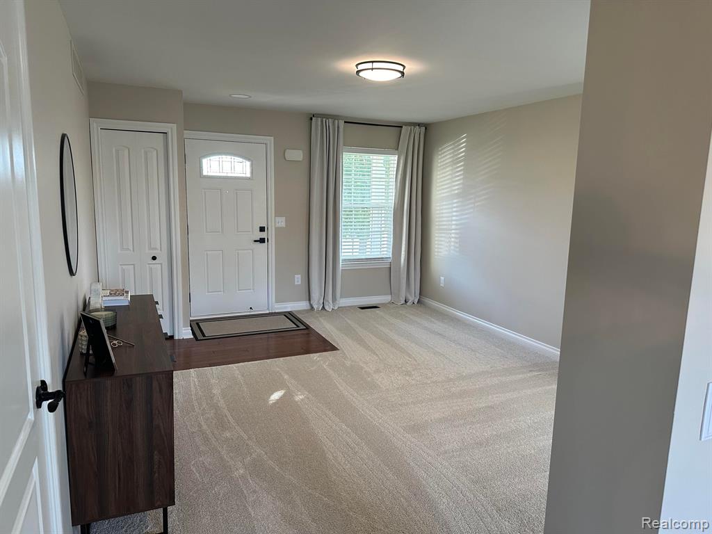 856 KING FISHER Street, Milan, MI 48160 — Photo 8