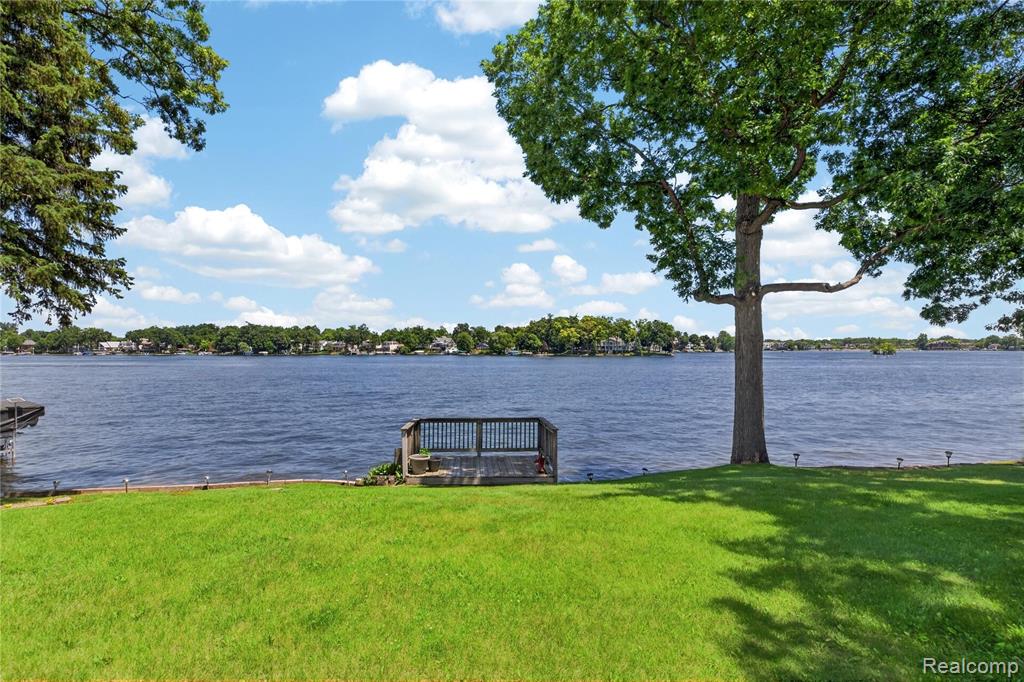 91 Crescent Avenue, Lake Orion, MI 48362 — Photo 19