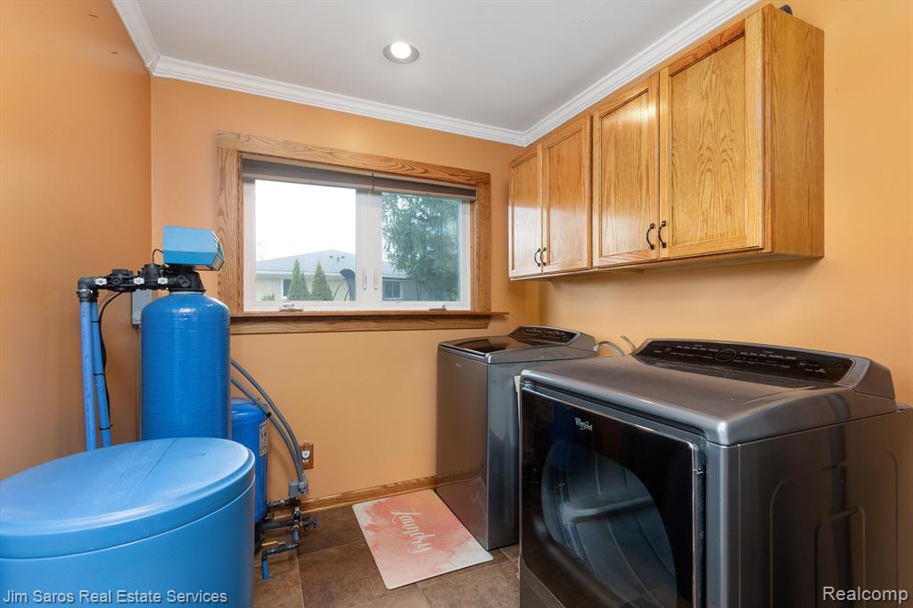 6573 FRED W MOORE, China, MI — Photo 15