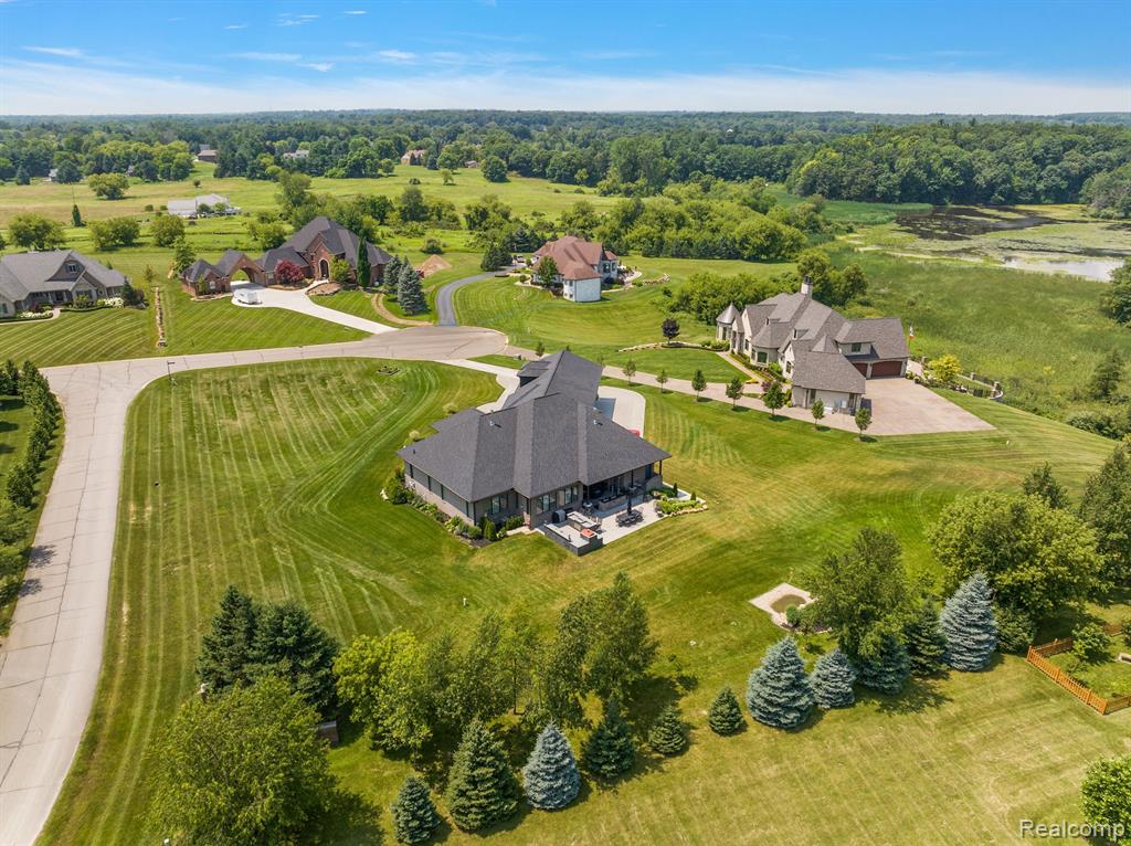 69356 LAKE POINT Court, Bruce, MI 48065 — Photo 45