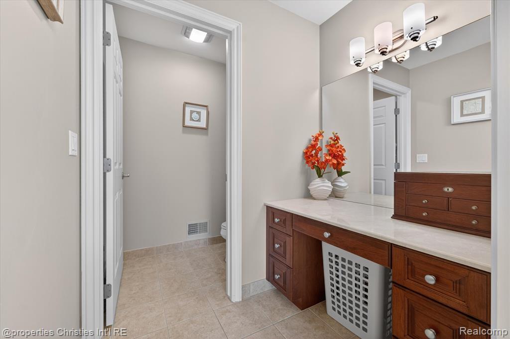 15639 Merion Court, Northville, MI 48168 — Photo 36