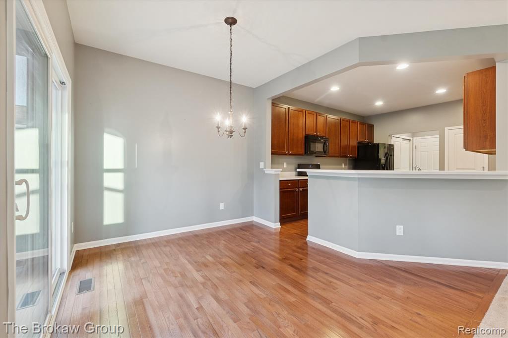 6334 Prairie Dunes Drive, Grand Blanc, MI 48439 — Photo 11