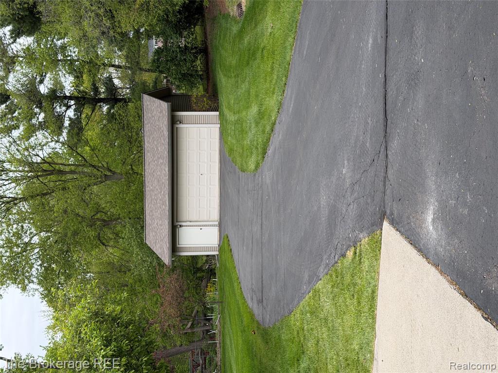 629 N Lapeer Street N, Davison, MI 48423 — Photo 3