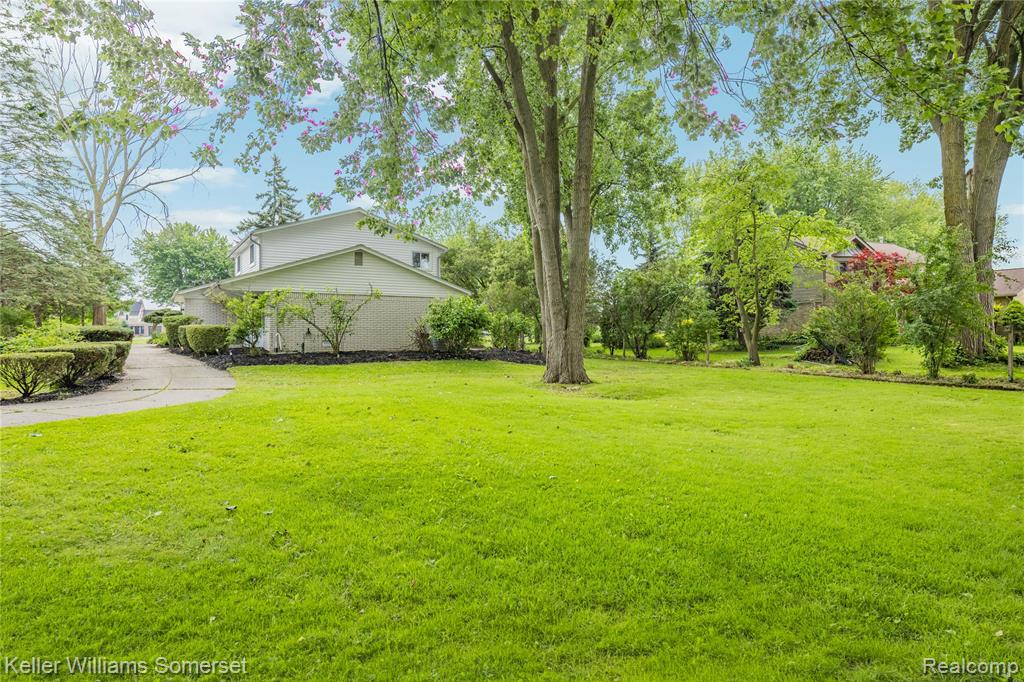 33614 Lakeview Street, New Baltimore, MI 48047 — Photo 55