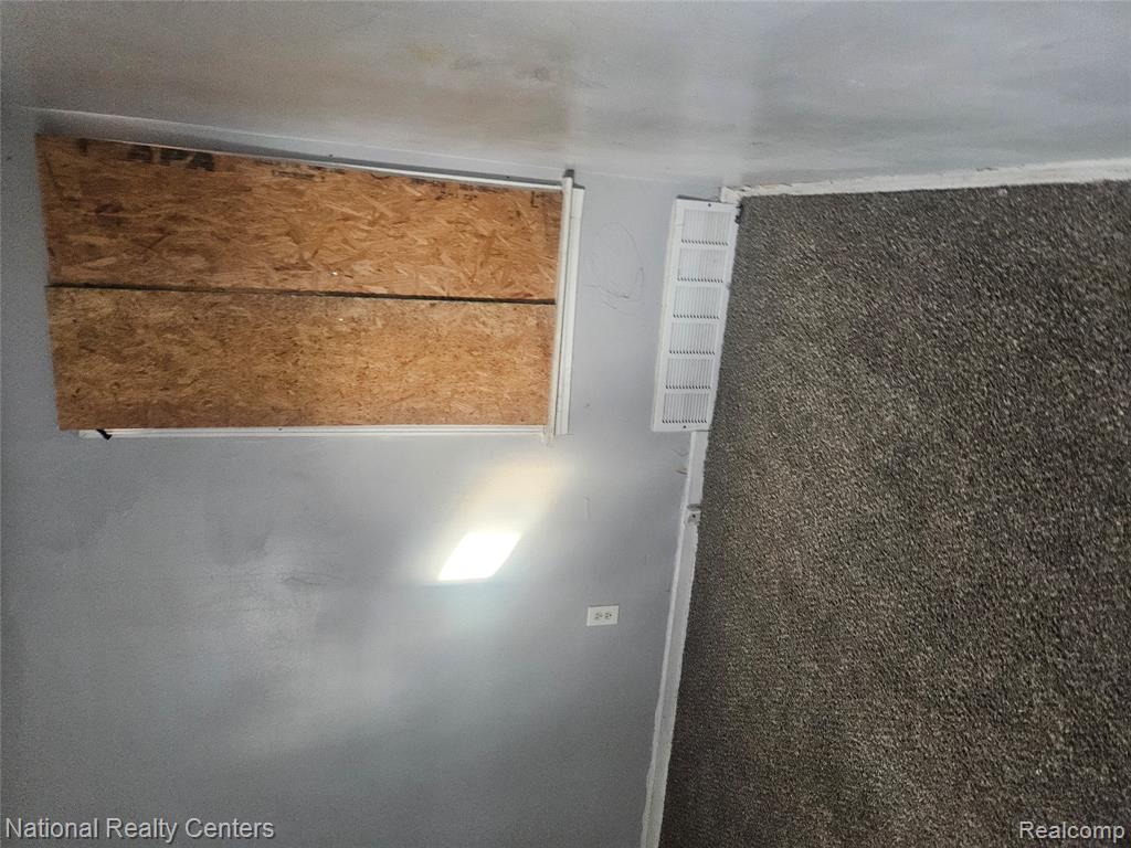 8271 Rosemont Avenue, Detroit, MI 48228 — Photo 10