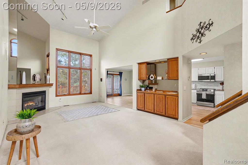 5733 Leeward Court, 51, Clarkston, MI — Photo 3