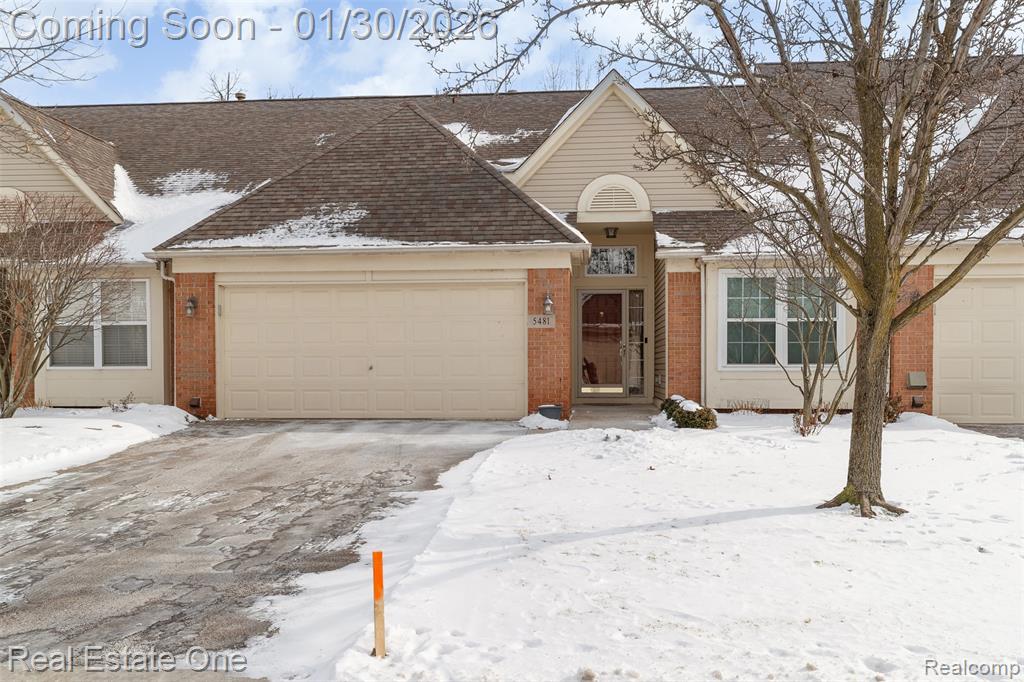 5481 Greenway Drive, 79, Trenton, MI 48183 — front exterior