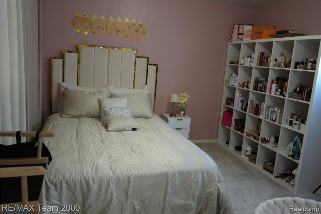 6426 Chase Road, Dearborn, MI 48126 — Photo 17