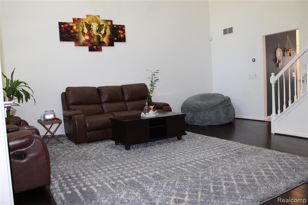 41582 Mitchell Road, Novi, MI — Photo 19