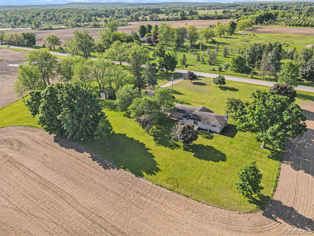 12105 Hegel Road, Goodrich Vlg, MI — Photo 25