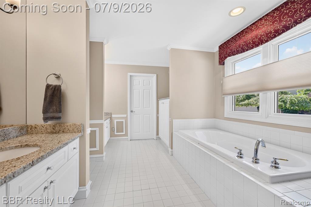 45411 Halston Court, Novi, MI — Photo 18