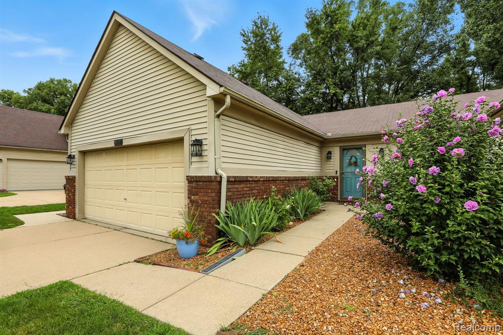 8529 22 Mile Road, Shelby Twp, MI 48317 — Photo 12