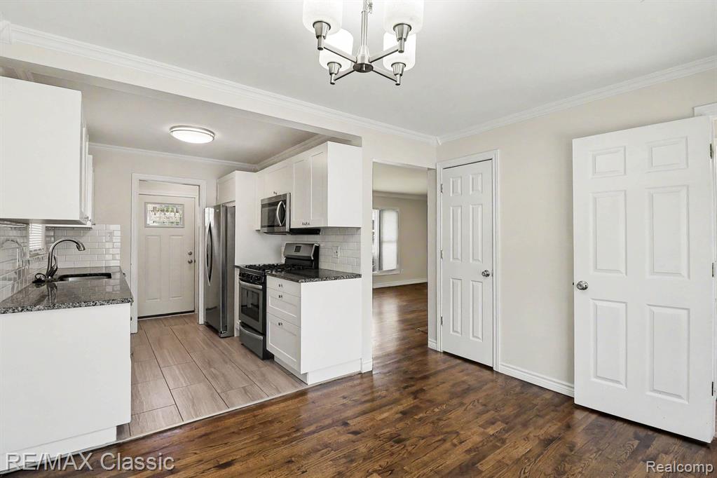 28691 Hales Street, Madison Heights, MI 48071 — Photo 8