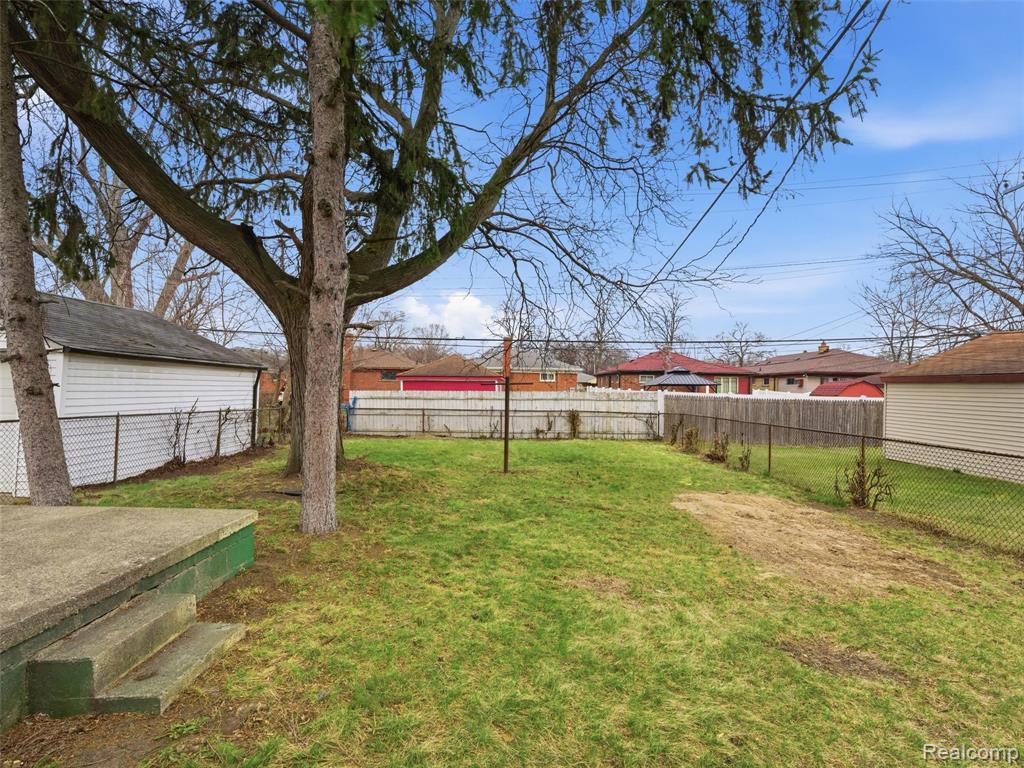 20271 Grandville Avenue, Detroit, MI 48219 — Photo 18