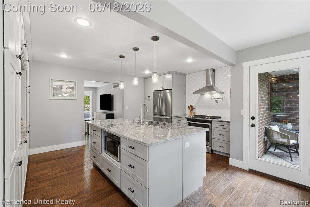 3175 Kensington Road, Milford, MI 48380 — Photo 8