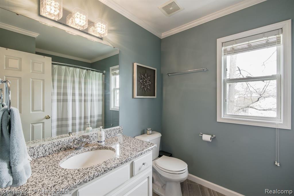 4482 RED OAK Boulevard, Waterford, MI 48329 — Photo 36