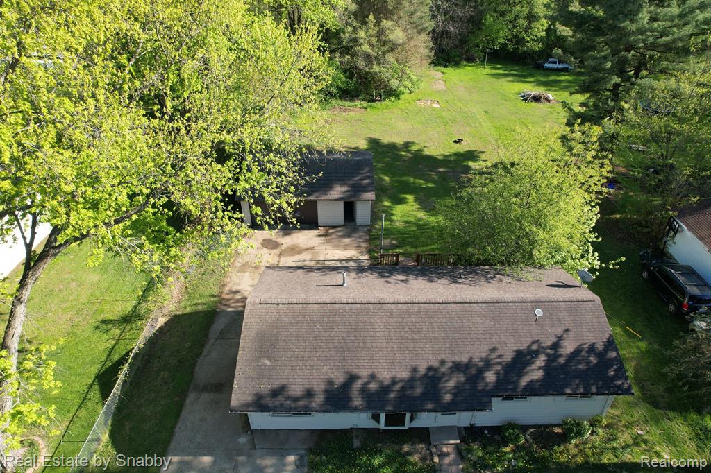 5105 KELLY Road, Flint, MI 48504 — Photo 4