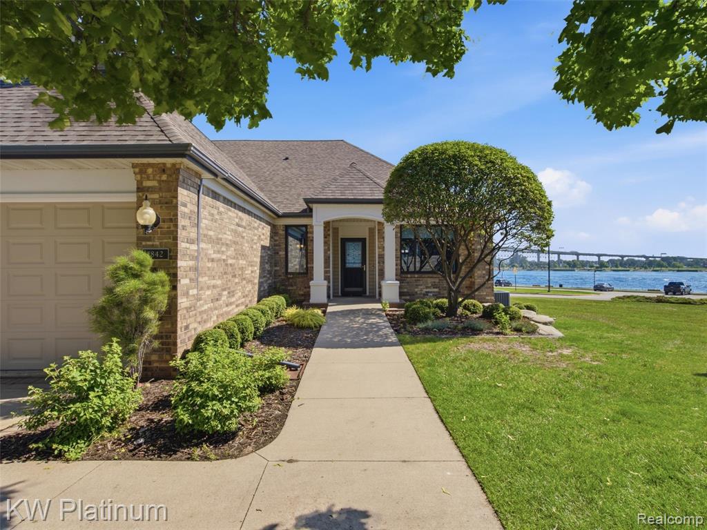 1842 Edison Shores Place, Port Huron, MI 48060 — Photo 51