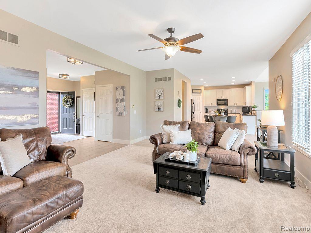 26317 SHUMANS Way, South Lyon, MI 48178 — Photo 18