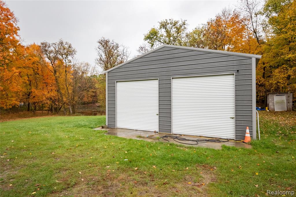 8212 Tindall Road, Davisburg, MI 48350 — Photo 2