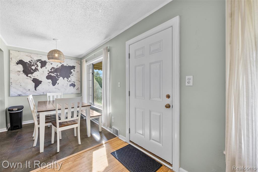 9954 Tuxedo Street, Dearborn, MI 48120 — Photo 10