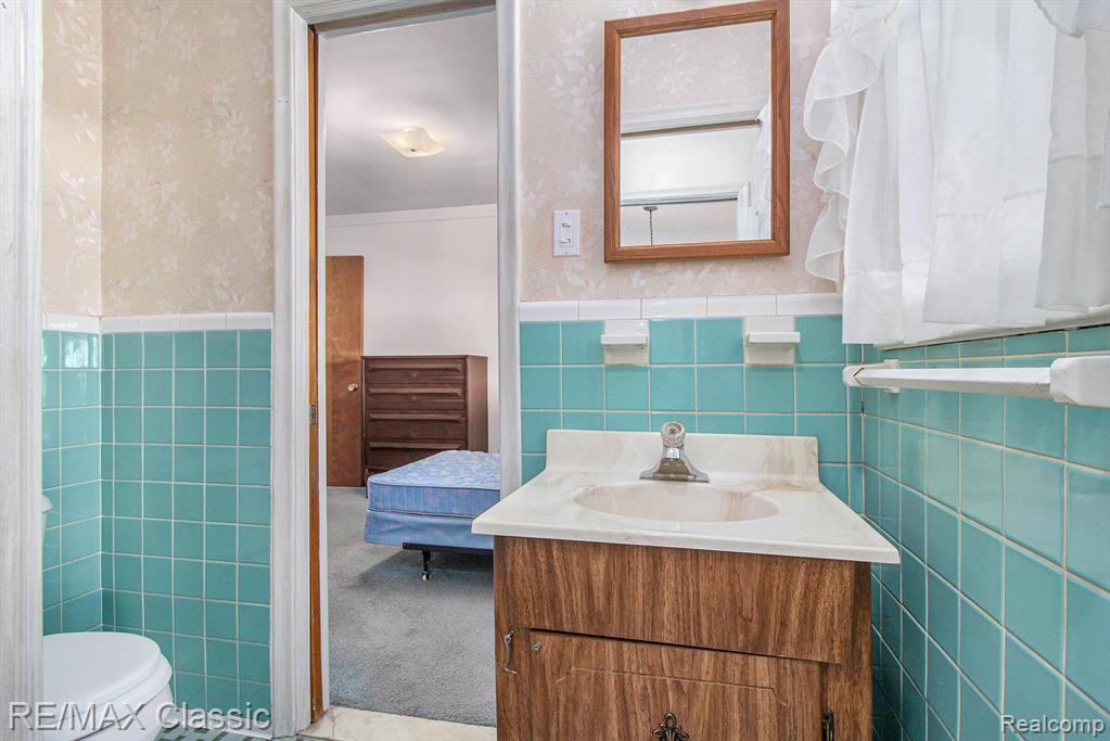 8939 Mercedes, Redford, MI 48239 — Photo 13