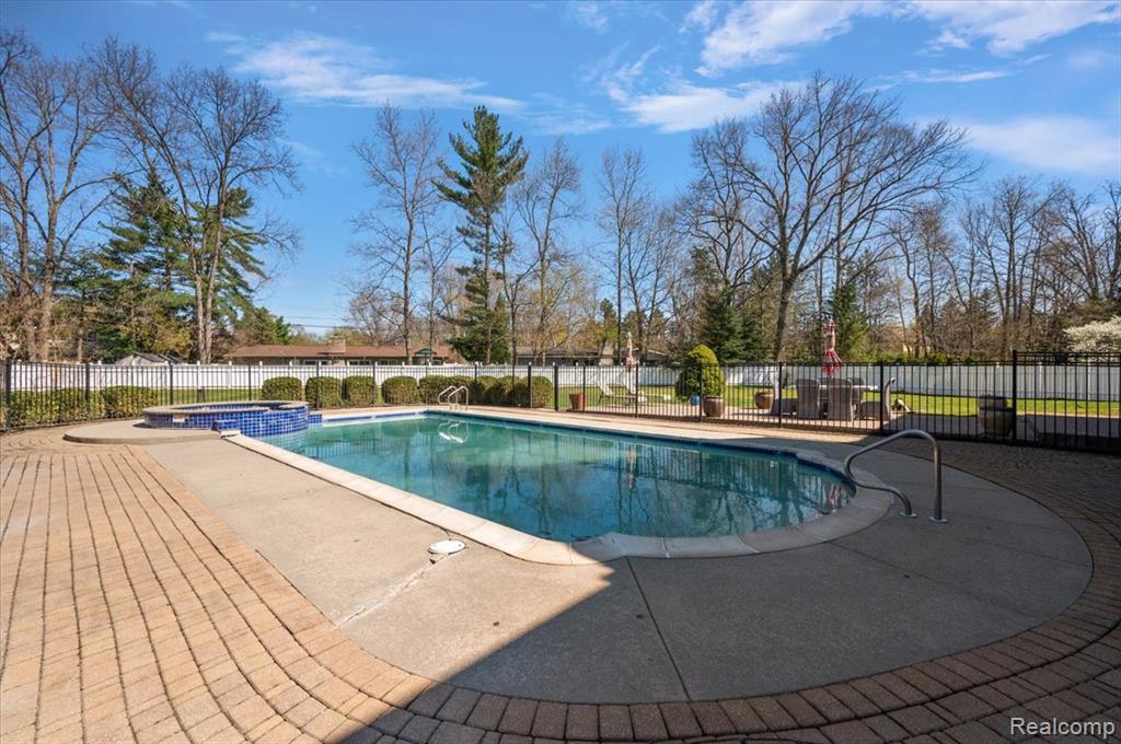 49931 Shelby Creek Drive, Utica, MI 48317 — Photo 64
