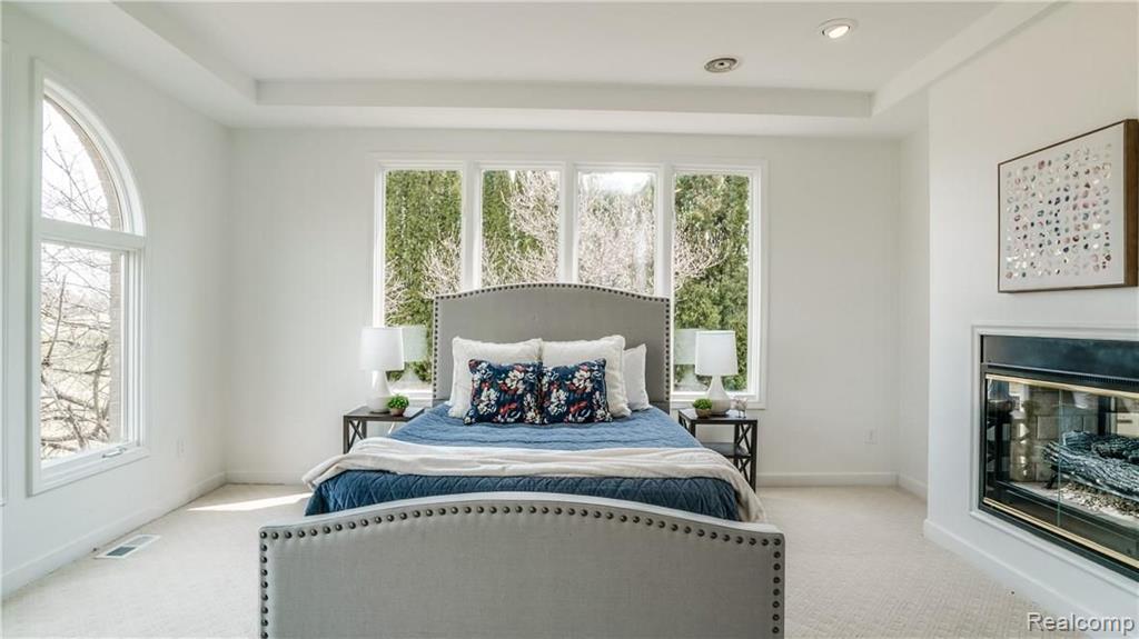 748 Eltham Court, Ann Arbor, MI 48103 — Photo 45