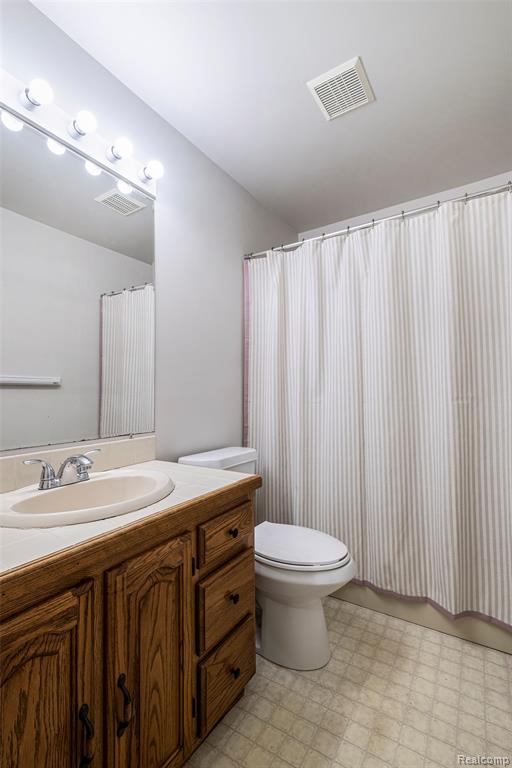 4147 Carmanwood Drive, Flint, MI 48507 — Photo 16