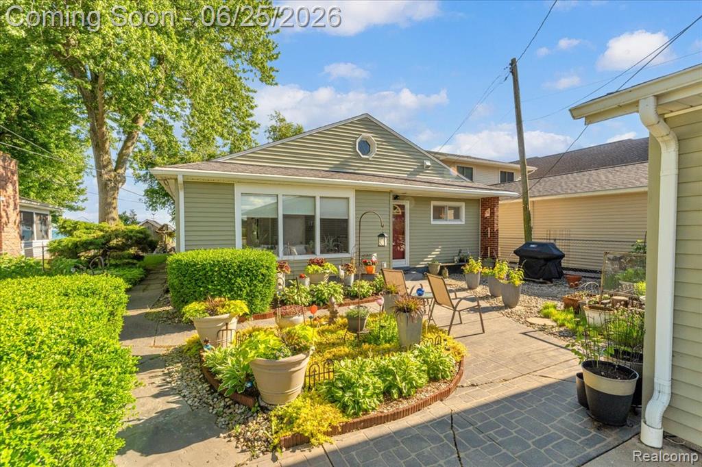 9905 Dixie Highway, Ira, MI — Photo 2