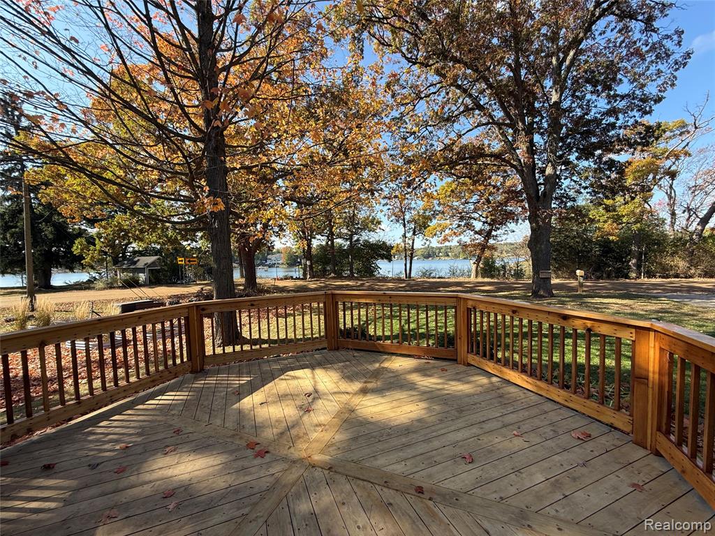 6168 Hillsboro Road, Davisburg, MI 48350 — Photo 3