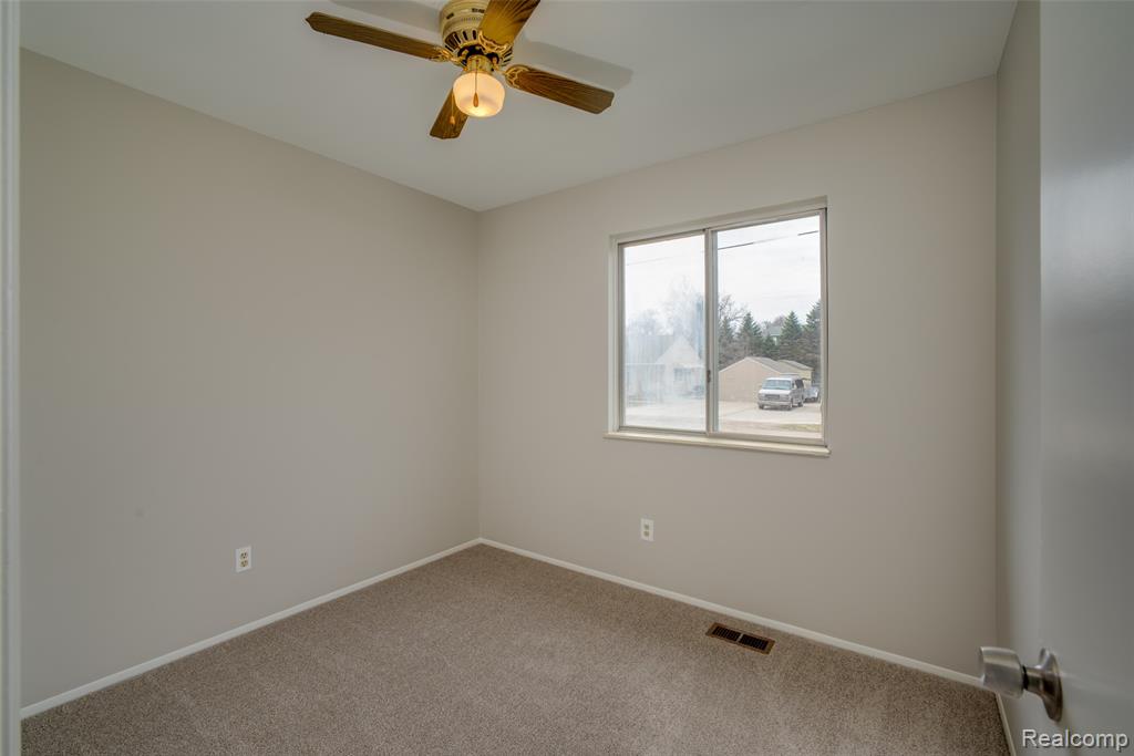 1243 Howard Street, Mount Morris, MI 48458 — Photo 13