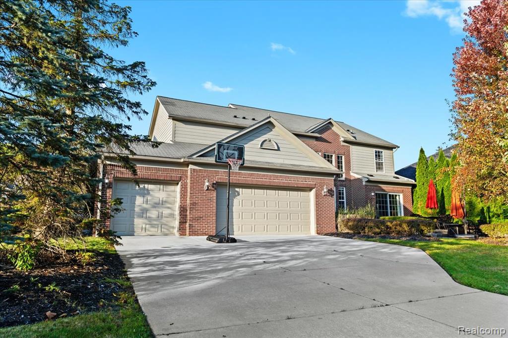 49499 Great Falls Road, Canton, MI 48188 — Photo 37