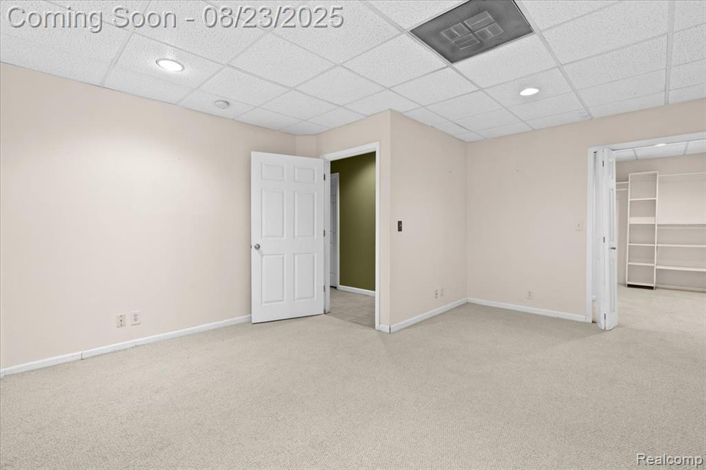 5770 Point Of The Woods Drive, West Bloomfield, MI 48324 — Photo 24