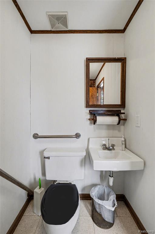 1011 S Graham Road, Flint, MI 48532 — Photo 9