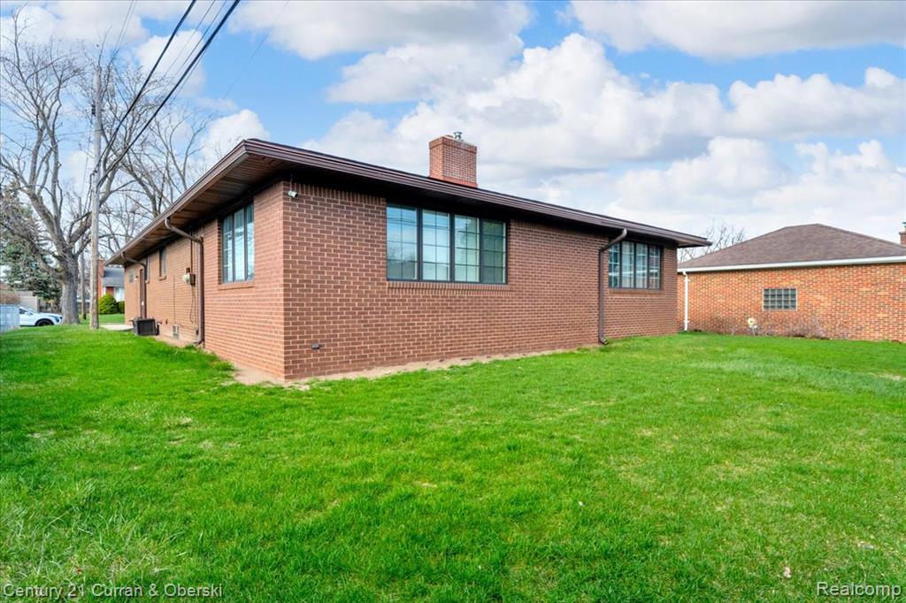 13741 Chestnut Street, Southgate, MI 48195 — Photo 24