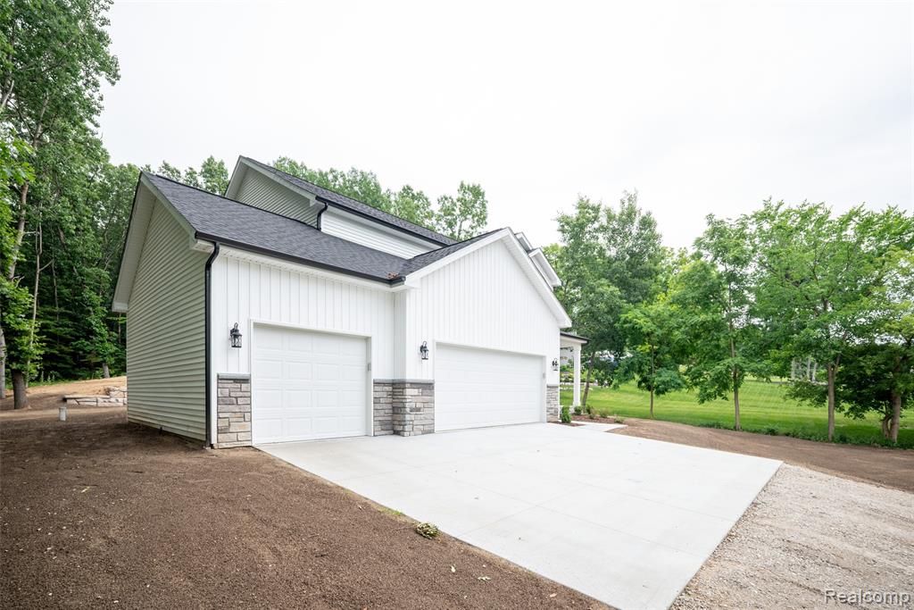16085 Catalpa Ridge Drive, Holly, MI 48442 — Photo 28