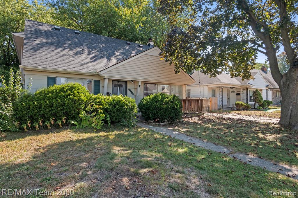 7314 Fenton Avenue, Dearborn Heights, MI 48127 — Photo 4