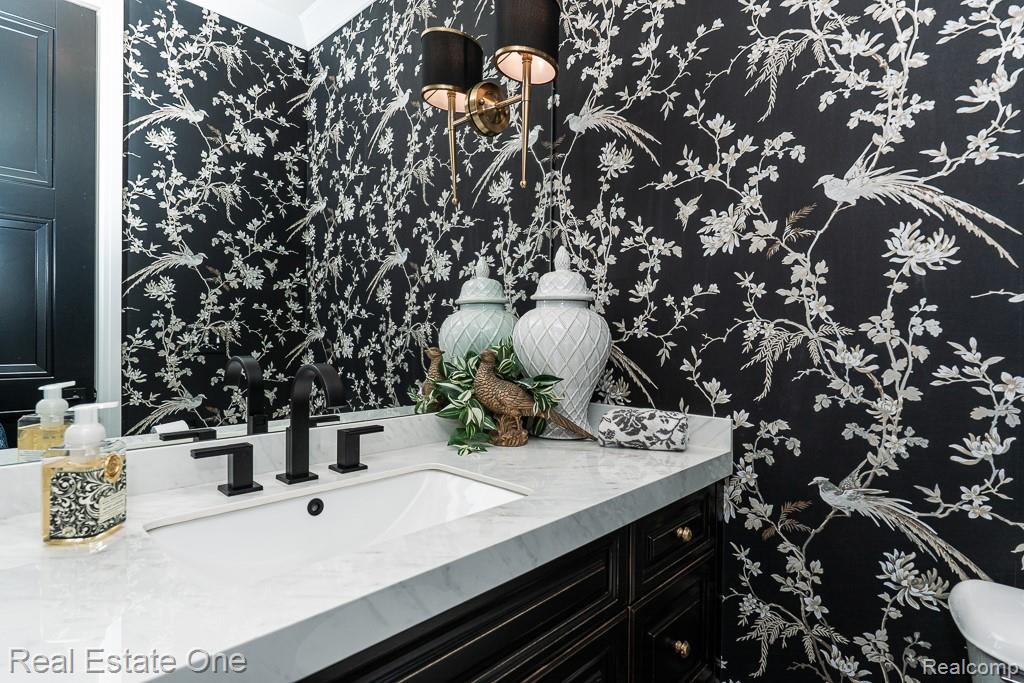 3435 Royal Berkshire Lane, Oakland, MI — Photo 8