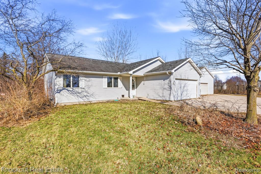 7045 Hospital Road, Freeland, MI 48623 — Photo 5