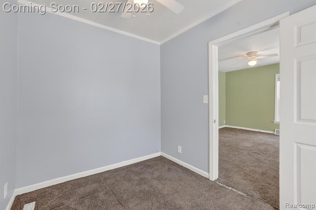 5227 Dania Street, Flint, MI 48532 — Photo 17