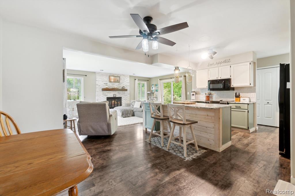 7031 Cleon Drive, Swartz Creek, MI 48473 — Photo 10