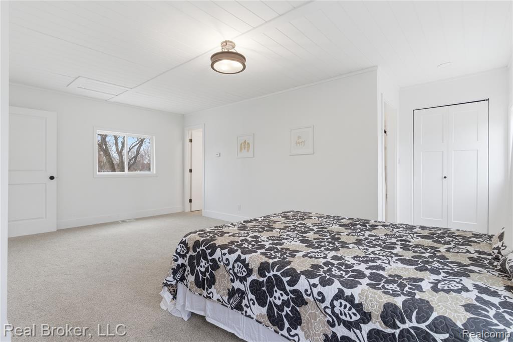6351 Beth, Brighton, MI 48116 — Photo 26
