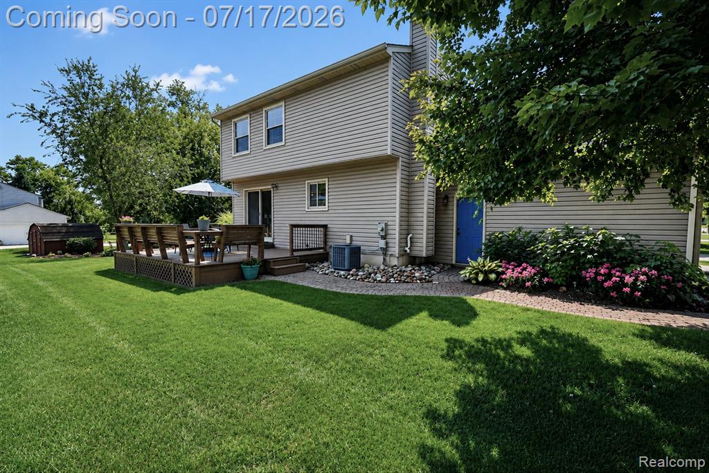 60309 Lamplighter Drive, New Hudson, MI 48165 — Photo 41