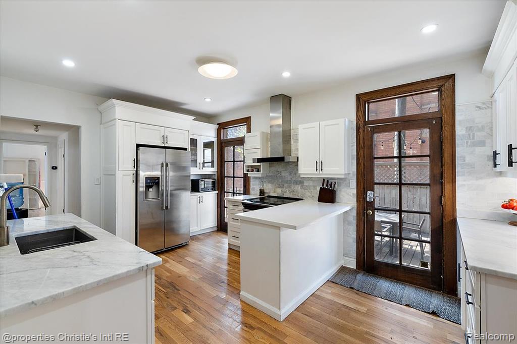 691 W CANFIELD Street, Detroit, MI 48201 — Photo 8