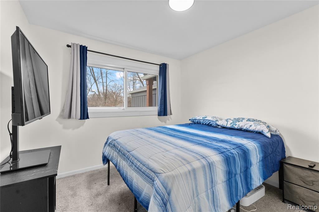 23016 Pembroke Avenue, Detroit, MI 48219 — Photo 20